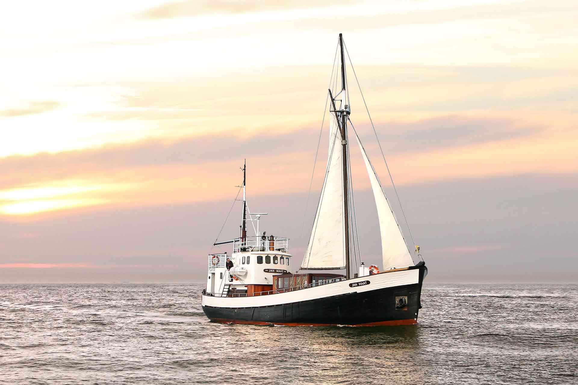 Seebestattung auf der Jan Maat